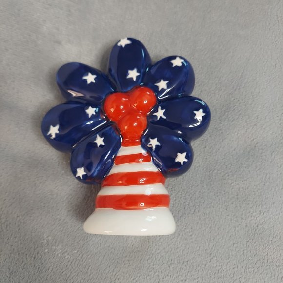 Patriotic Salt and Pepper set - Picture 2 of 3